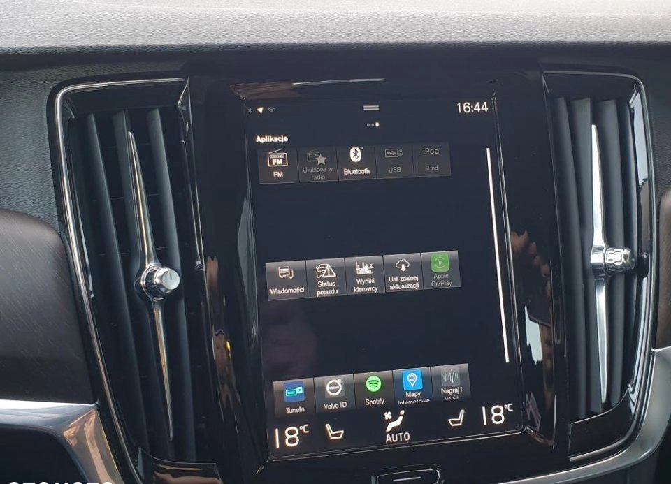 Volvo V90 Cross Country cena 139900 przebieg: 133555, rok produkcji 2020 z Kraków małe 211